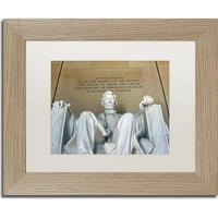 Трговска марка ликовна уметност Меморијал на Линколн Канвас уметност од Катејс, бела мат, рамка за бреза